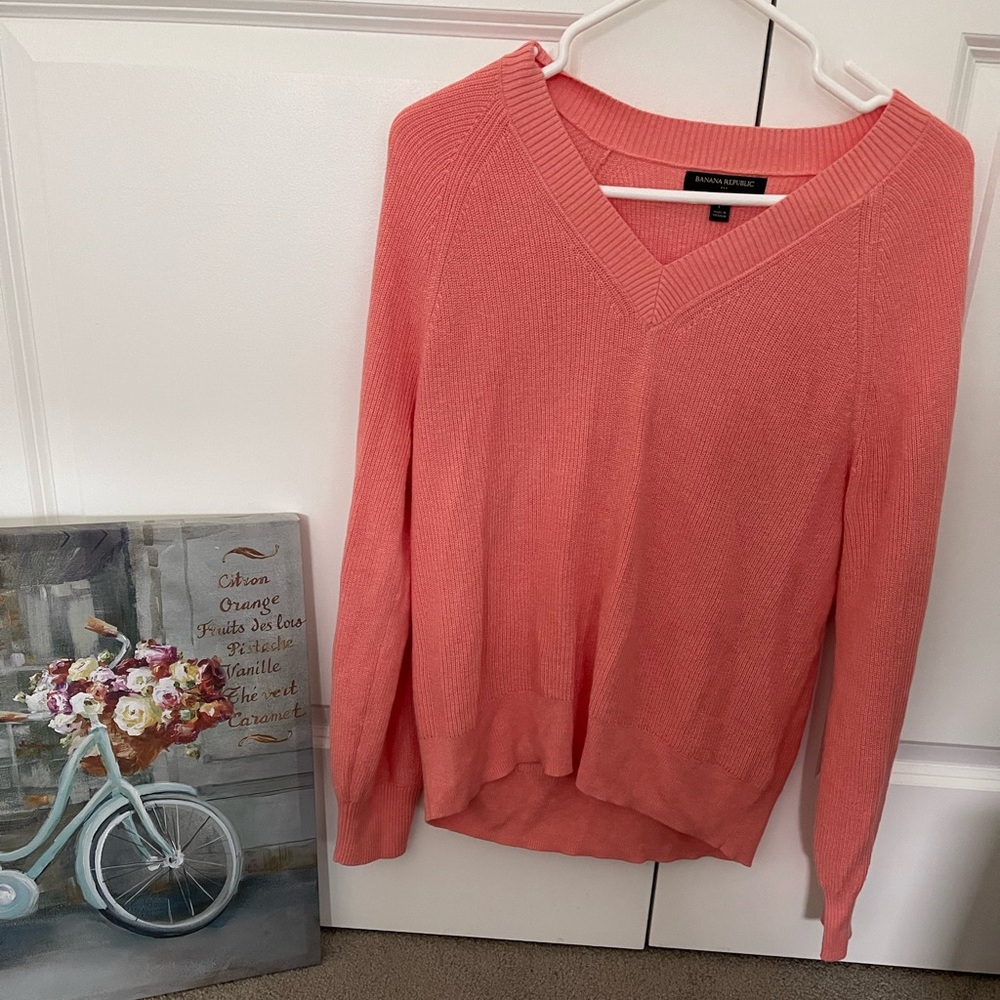 Banana Republic soft sweater v nech